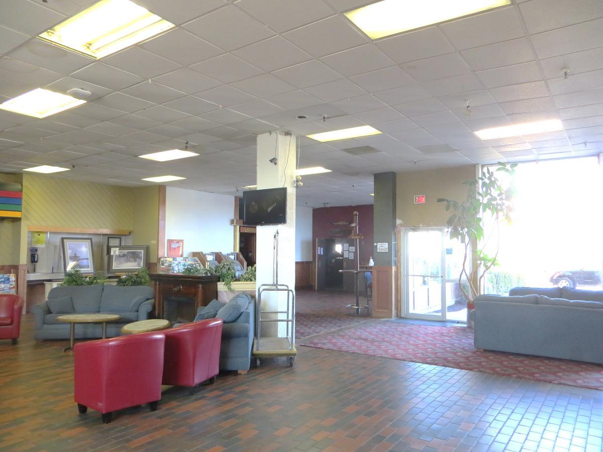 Town And Country Motor Hotel YYC 외부 사진