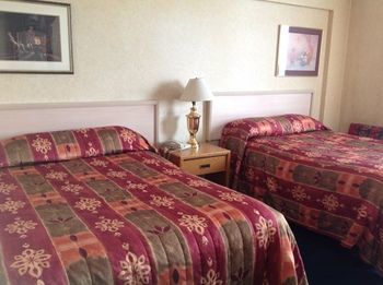 Town And Country Motor Hotel YYC 외부 사진
